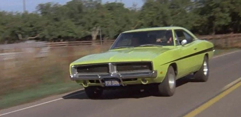 مری شیطونه لری دیوونه Dirty Mary, Crazy Larry 1974