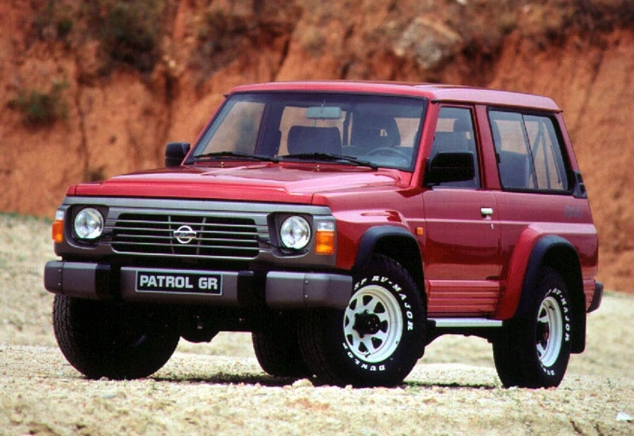 مشخصات فنی نیسان پاترول 1989 Nissan Patrol