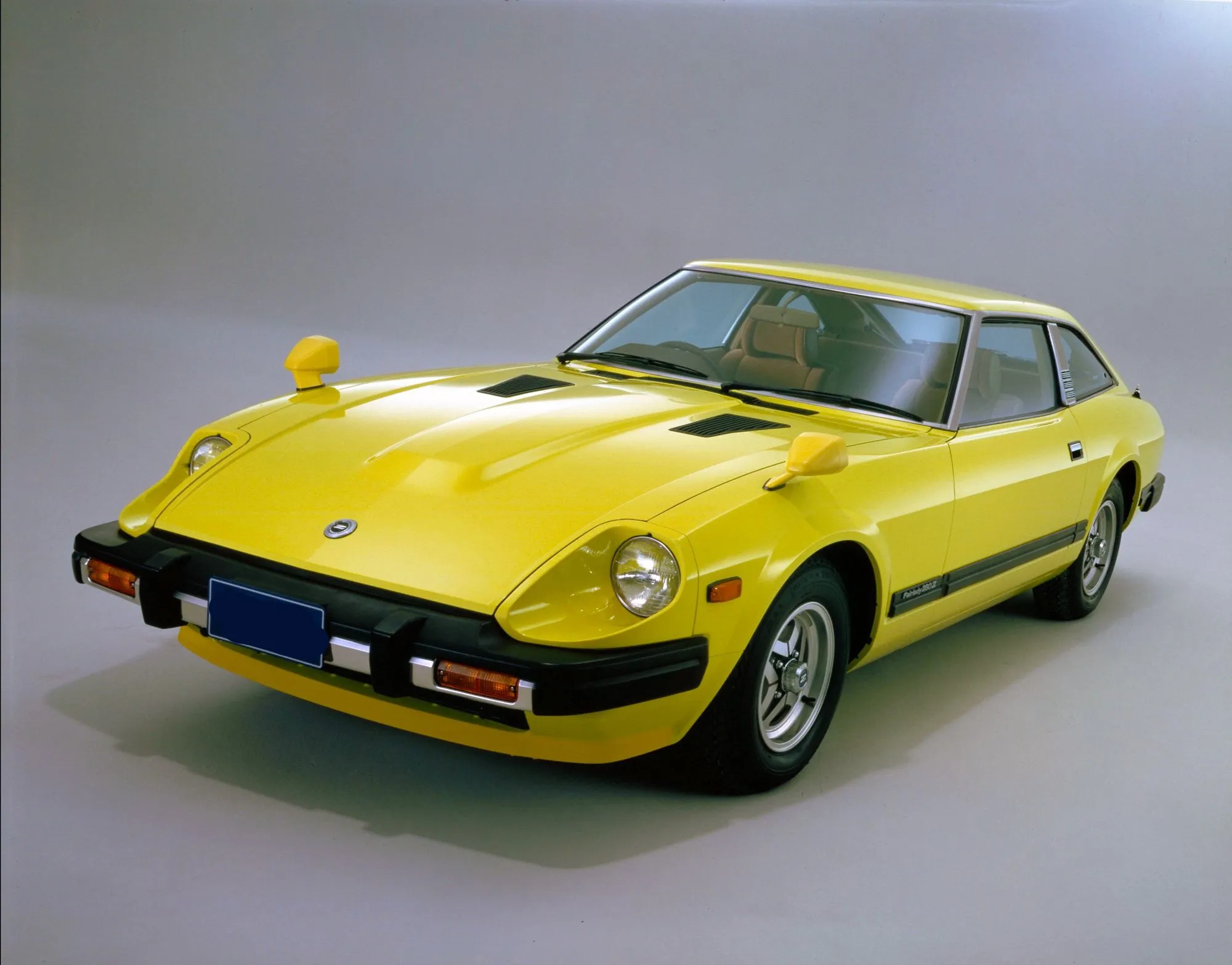 مشخصات فنی نیسان Nissan 240Z 1969