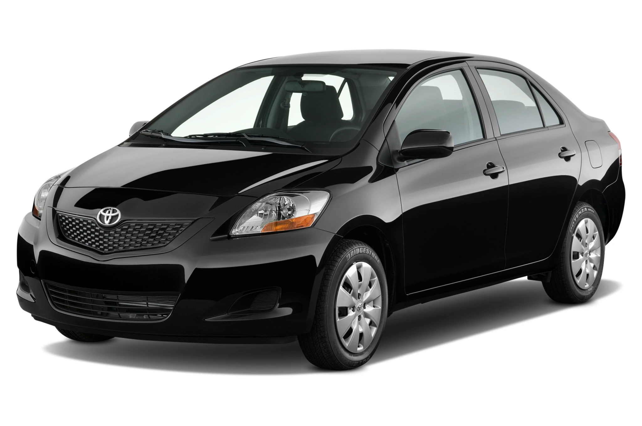 مشخصات فنی تویوتا یاریس سدان Toyota Yaris sedan 2005