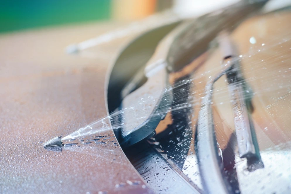 آب شیشه شور خودرو car windshied water